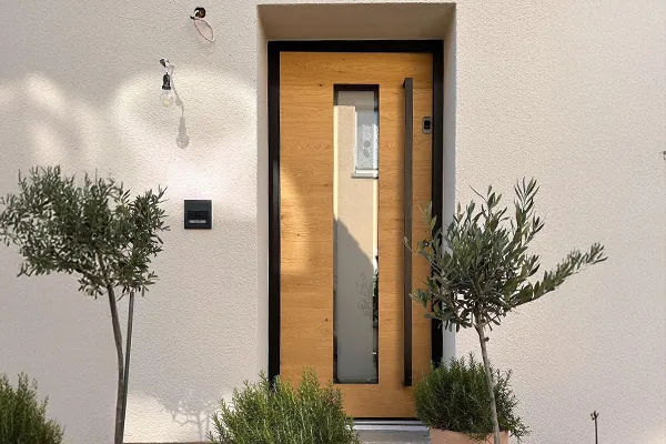Referenz: Haustür aus eigener Fertigung von Herr Fensterbau